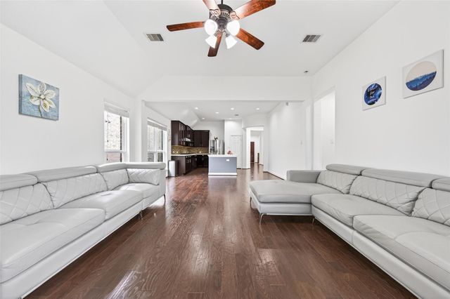 9959 Manor Spring Lane, Brookshire, TX 77423