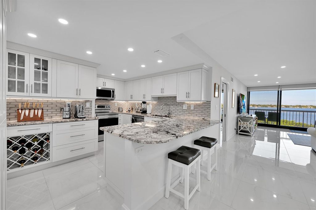 3300 S Ocean Boulevard 306n, Palm Beach, FL 33480