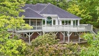 4471 Cove Loop Road, Hendersonville, NC 28739