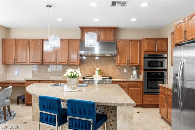 9351 Enchanted Grove Avenue, Las Vegas, NV 89149