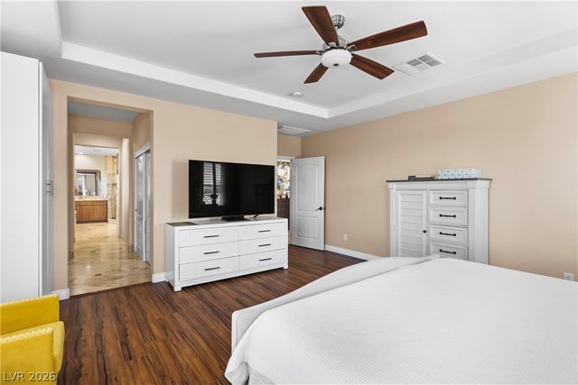 9351 Enchanted Grove Avenue, Las Vegas, NV 89149