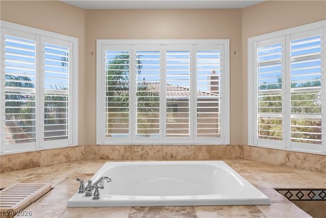 9351 Enchanted Grove Avenue, Las Vegas, NV 89149
