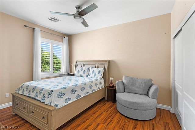 9351 Enchanted Grove Avenue, Las Vegas, NV 89149