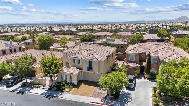 9351 Enchanted Grove Avenue, Las Vegas, NV 89149