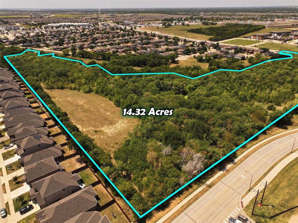 601 W College Avenue, Princeton, TX 75407