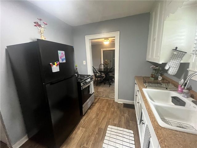 8320 Wabash Avenue, Kansas City, MO 64132