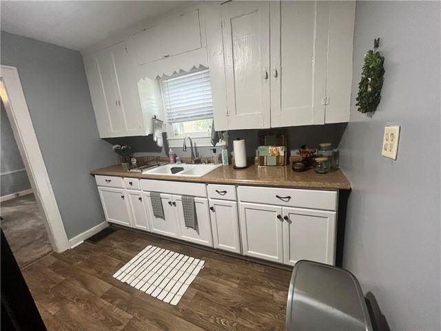 8320 Wabash Avenue, Kansas City, MO 64132