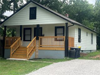 8320 Wabash Avenue, Kansas City, MO 64132