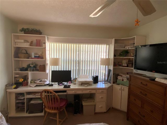 1059 DUNROBIN DRIVE B, Palm Harbor, FL 34684