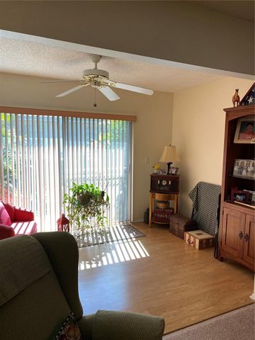 1059 DUNROBIN DRIVE B, Palm Harbor, FL 34684