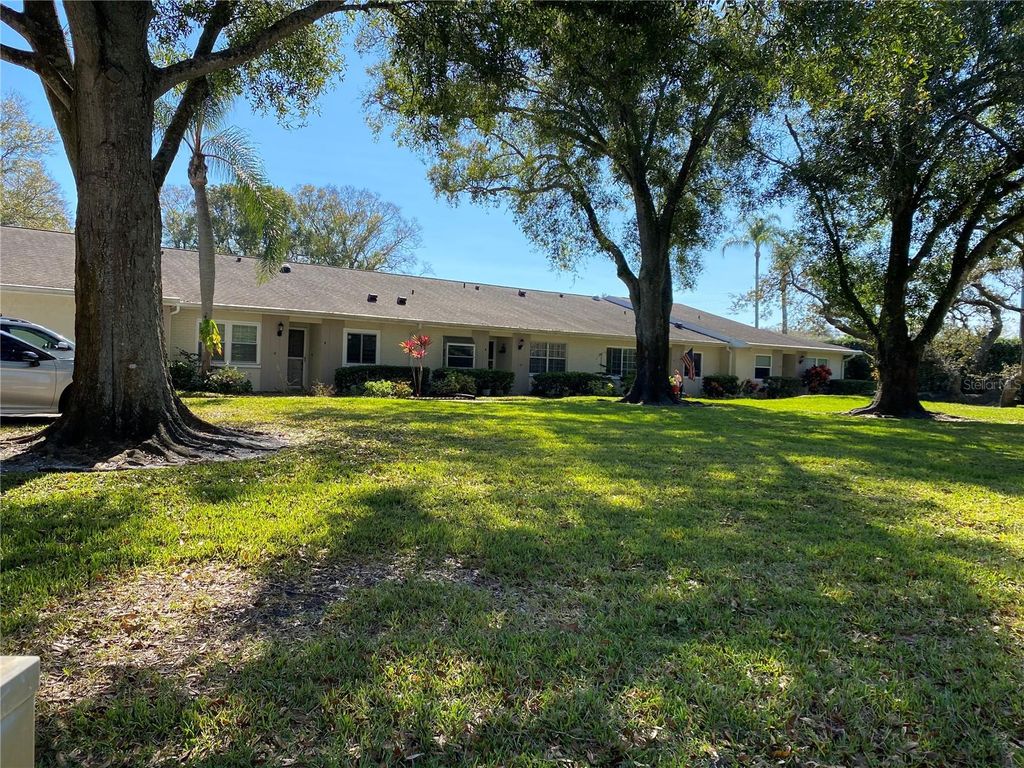 1059 DUNROBIN DRIVE B, Palm Harbor, FL 34684