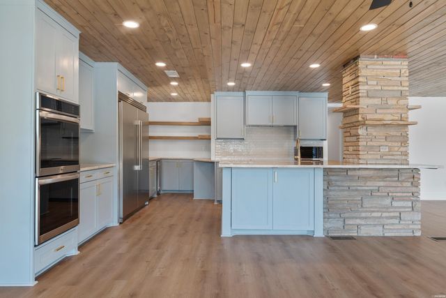 186 Riverside Drive, Hot Springs, AR 71913