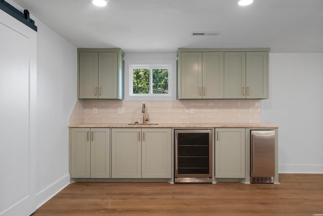 186 Riverside Drive, Hot Springs, AR 71913