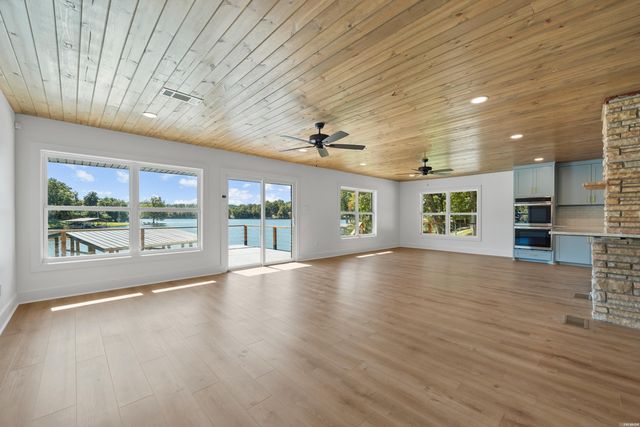 186 Riverside Drive, Hot Springs, AR 71913