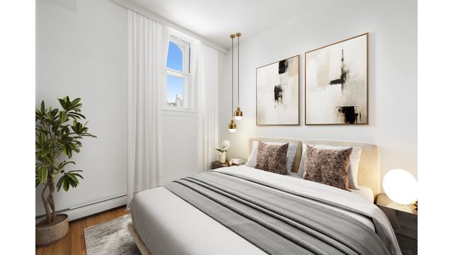 2 BLEECKER Street, New York City, NY 10012