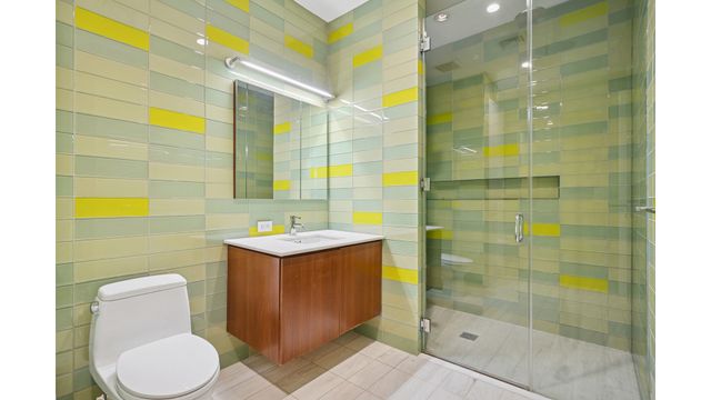 2 BLEECKER Street, New York City, NY 10012