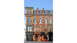2 BLEECKER Street, New York City, NY 10012