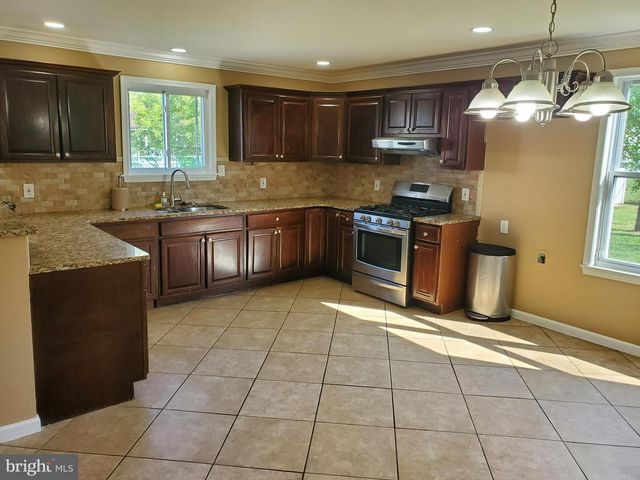224 S OLDS BLVD, Fairless Hills, PA 19030