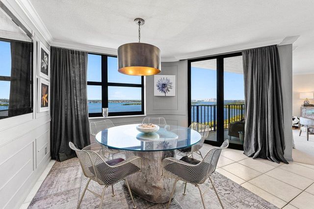 5420 N Ocean Drive 1605, Singer Island, FL 33404