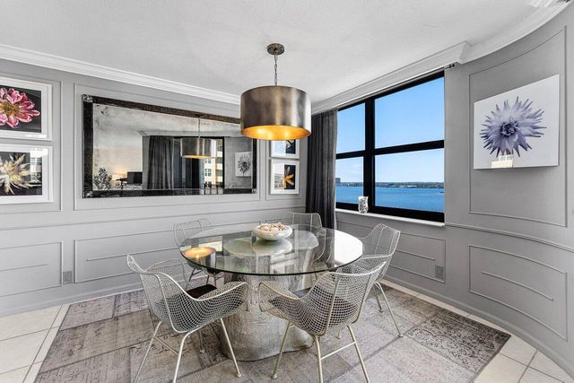 5420 N Ocean Drive 1605, Singer Island, FL 33404