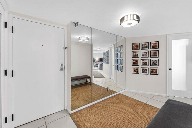 5420 N Ocean Drive 1605, Singer Island, FL 33404