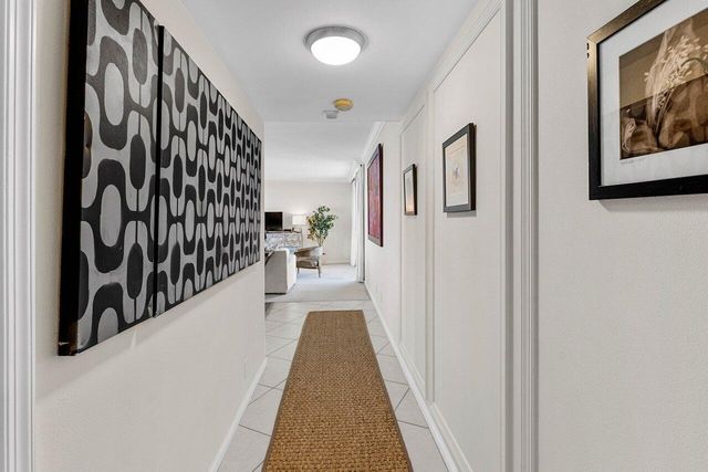 5420 N Ocean Drive 1605, Singer Island, FL 33404