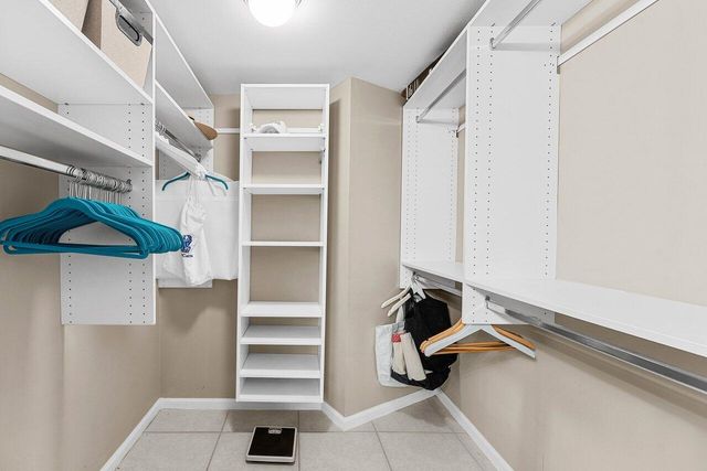 5420 N Ocean Drive 1605, Singer Island, FL 33404