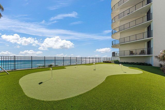 5420 N Ocean Drive 1605, Singer Island, FL 33404