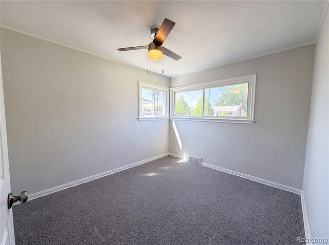 28832 Kaufman Street, Roseville, MI 48066