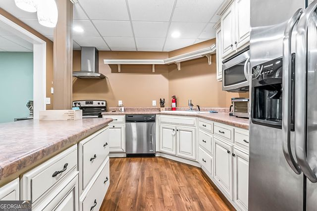 1615 Avery Drive, Locust Grove, GA 30248