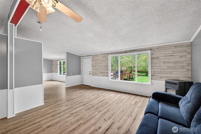 36412 86th Avenue Ct E, Eatonville, WA 98328
