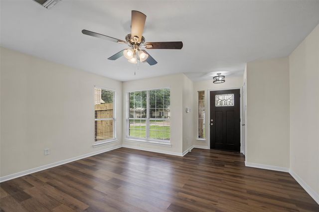 7522 Pheasant Grove Drive, Cypress, TX 77433