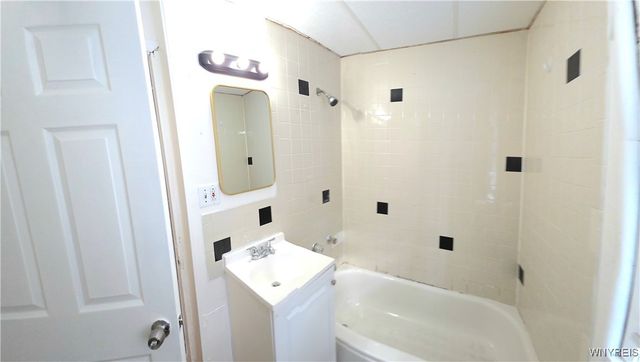 177 Grote Street Lower, Buffalo, NY 14207