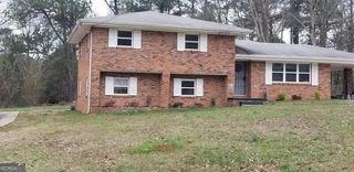 1911 Janet Lane, Decatur, GA 30035