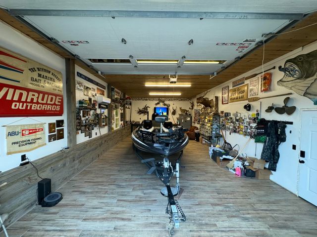 5736 S Foxboro Trail, Springfield, MO 65804