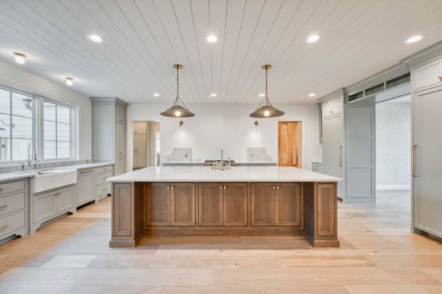 5736 S Foxboro Trail, Springfield, MO 65804