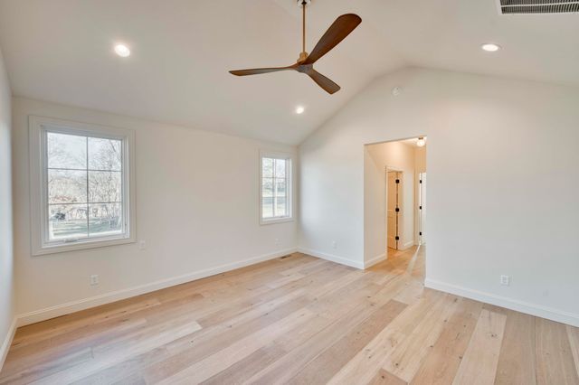 5736 S Foxboro Trail, Springfield, MO 65804