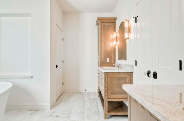 5736 S Foxboro Trail, Springfield, MO 65804