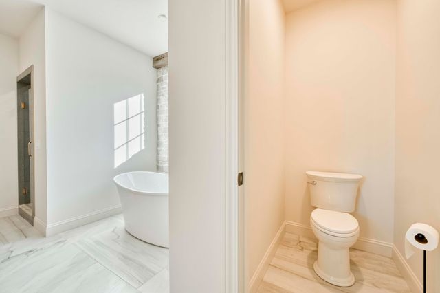 5736 S Foxboro Trail, Springfield, MO 65804