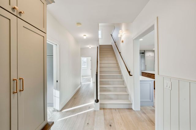 5736 S Foxboro Trail, Springfield, MO 65804