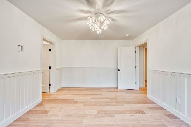 5736 S Foxboro Trail, Springfield, MO 65804