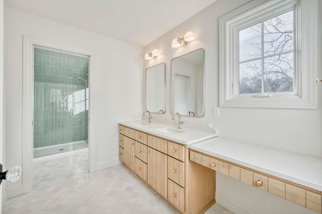 5736 S Foxboro Trail, Springfield, MO 65804