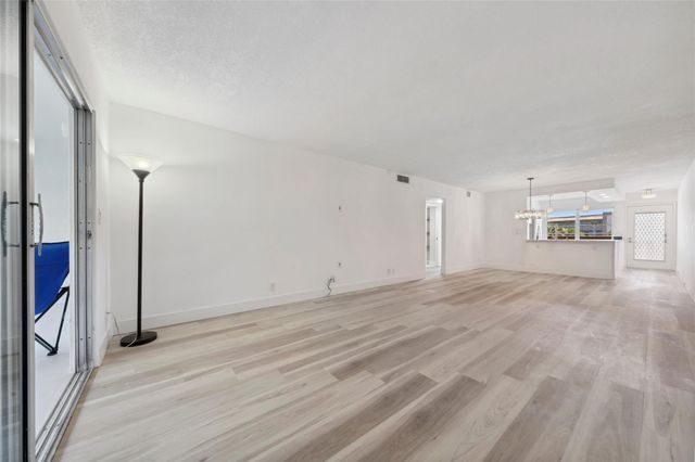 3201 Portofino Pt D3, Coconut Creek, FL 33066