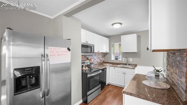 216 N Hancock Avenue, Colorado Springs, CO 80903