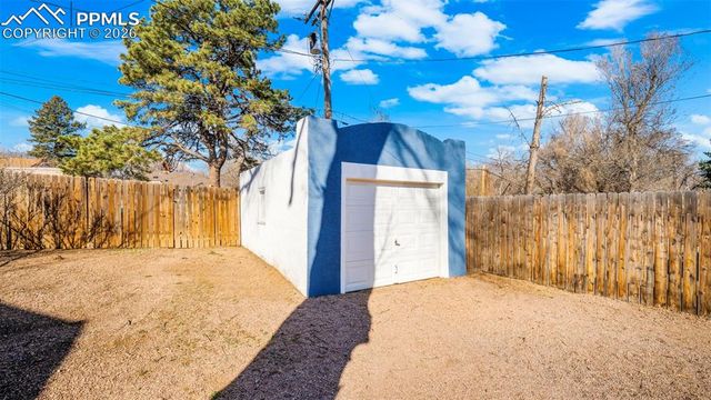 216 N Hancock Avenue, Colorado Springs, CO 80903