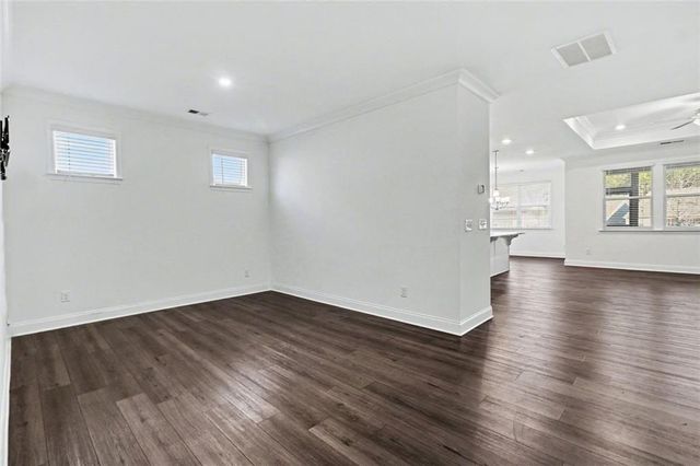 375 Plainfield Street, Fayetteville, GA 30215