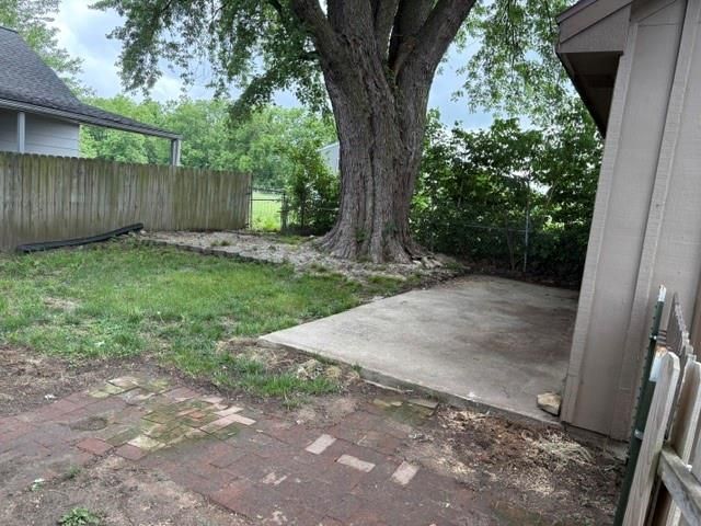 12217 H Highway, Prathersville, MO 64024
