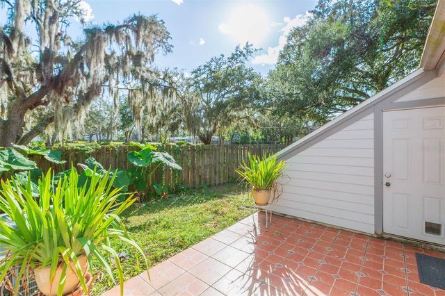 5203 PINE MILL COURT, Temple Terrace, FL 33617