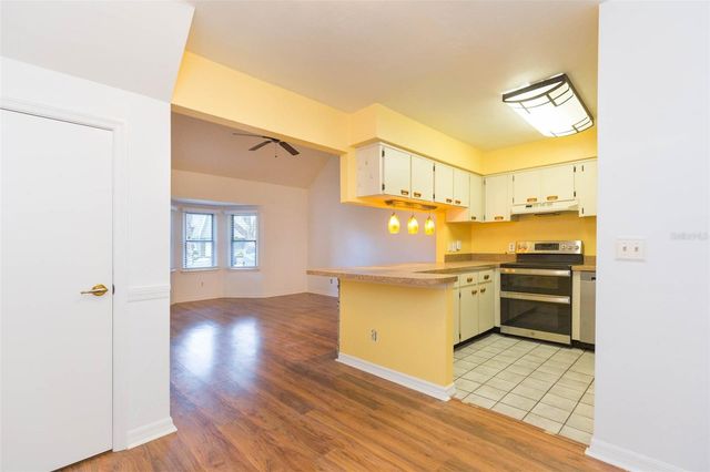 5203 PINE MILL COURT, Temple Terrace, FL 33617