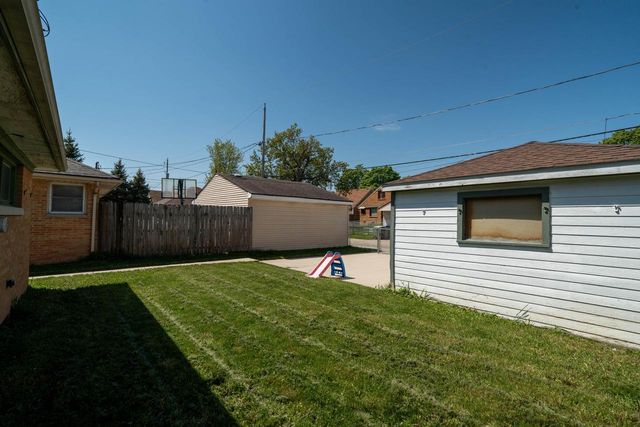 4861 N 66th STREET, Milwaukee, WI 53218